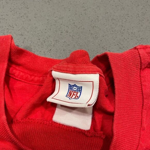 Vintage 90s Tampa Bay Buccaneers NFL Football Tee T-shirt Size 2XL Red - Picture 3 of 6